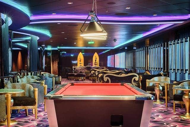 trouver un bar à jeu billard